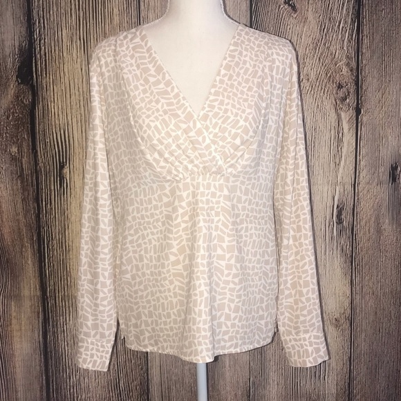 ANN TAYLOR SMALL CREAM & BEIGE BLOUSE - Picture 1 of 8